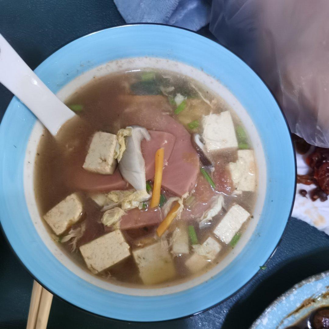 开胃酸辣汤