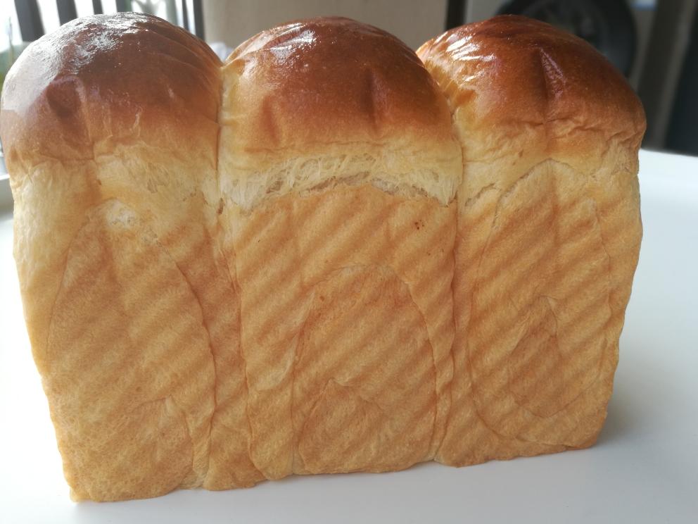 手揉100%中种北海道吐司(娟妃版)(消耗淡奶油)的做法