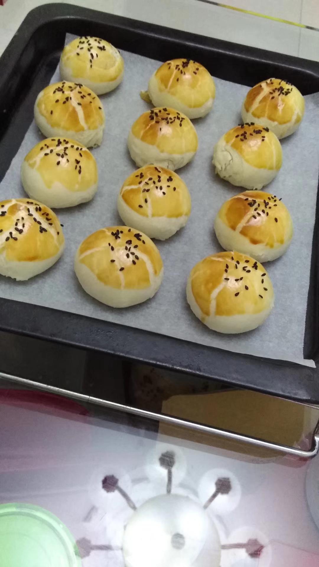 蛋黄酥