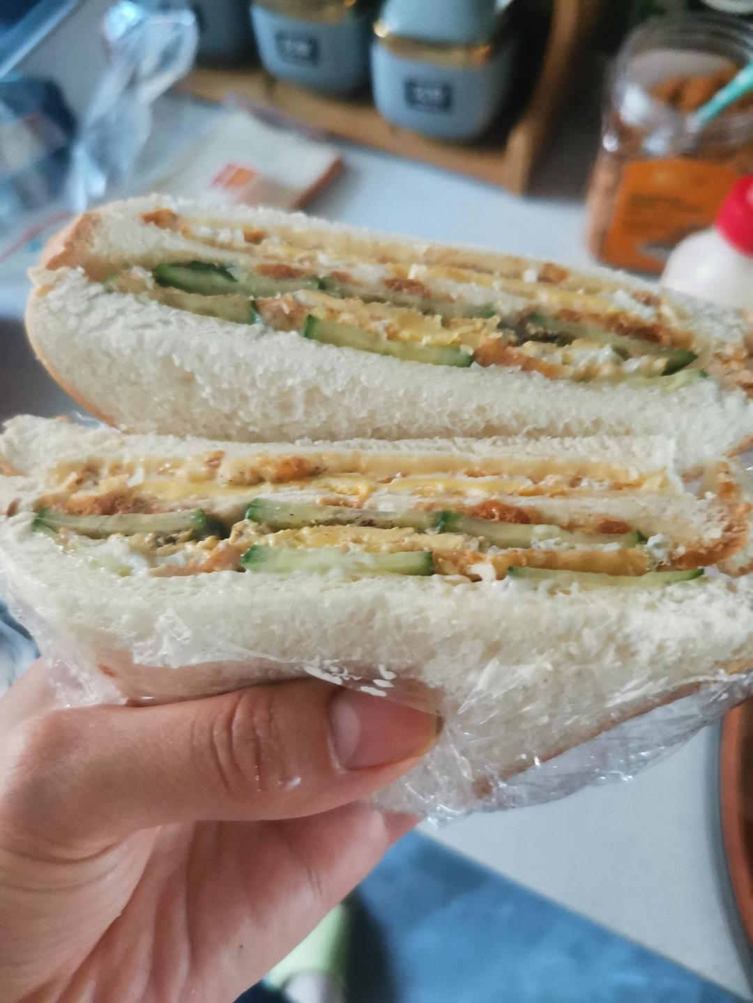 吐司三明治