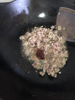 超下饭的蒜苔肉末的做法 步骤4