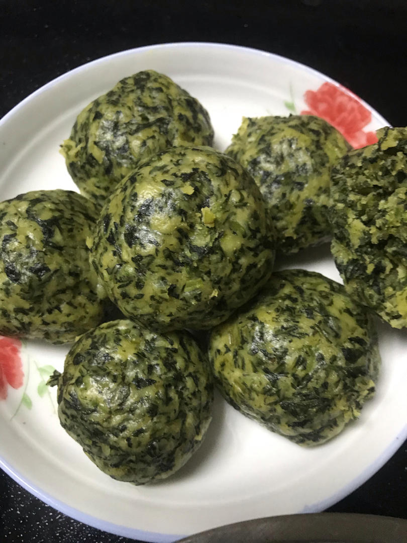 迪迪2805做的荠荠菜团子