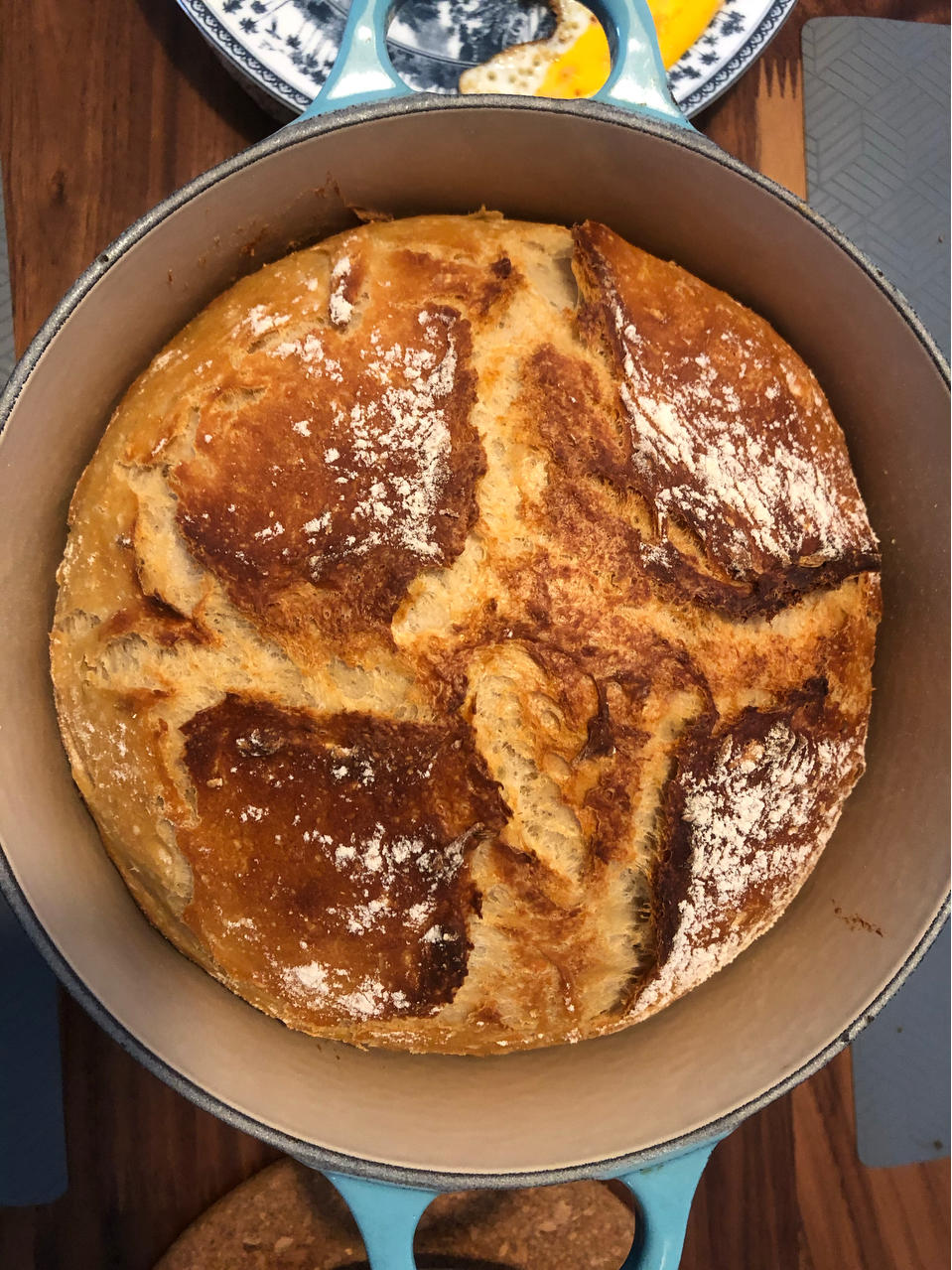 用酸奶和醋烤一个柔软超越期望的欧包