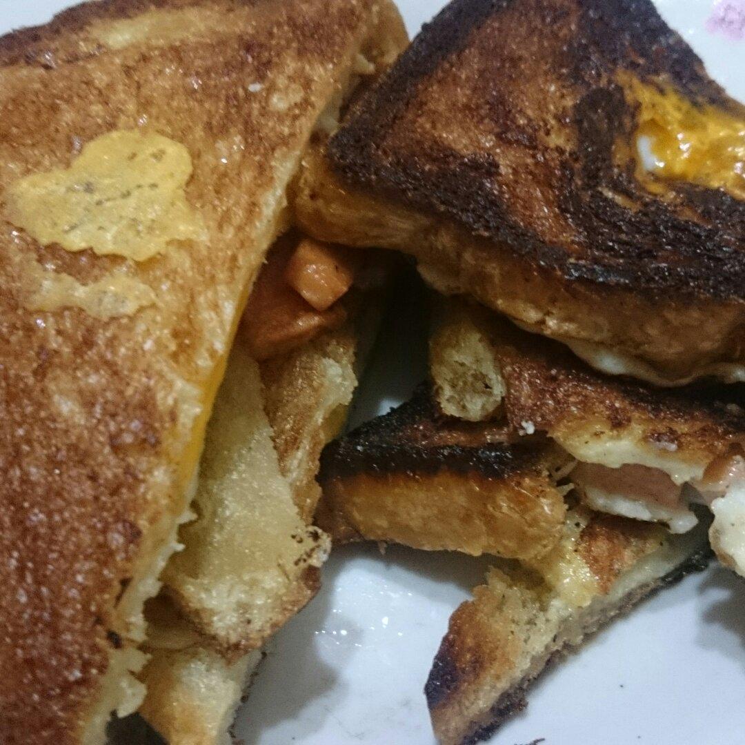 懒人版面包煎鸡蛋