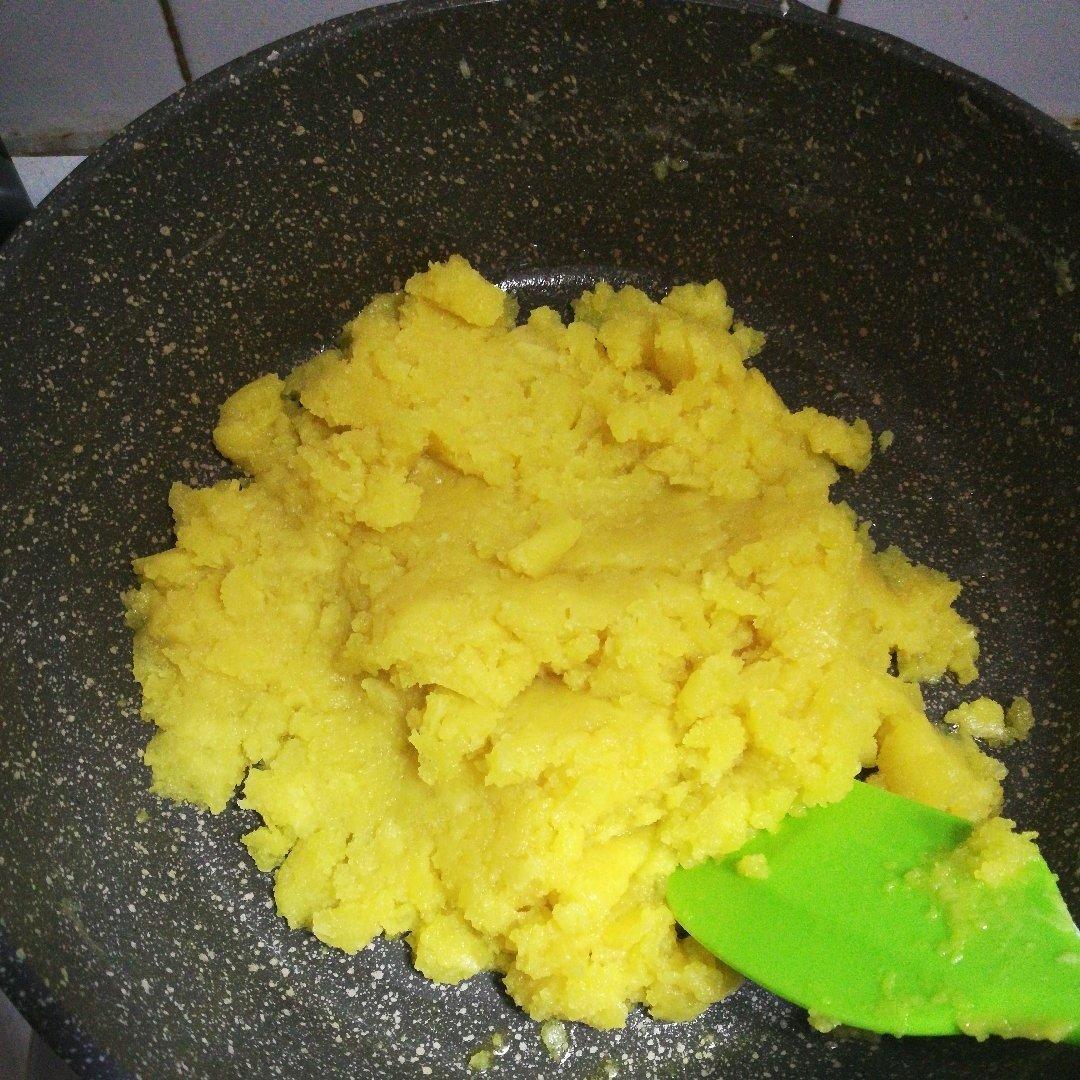 炒出来的奶黄馅儿