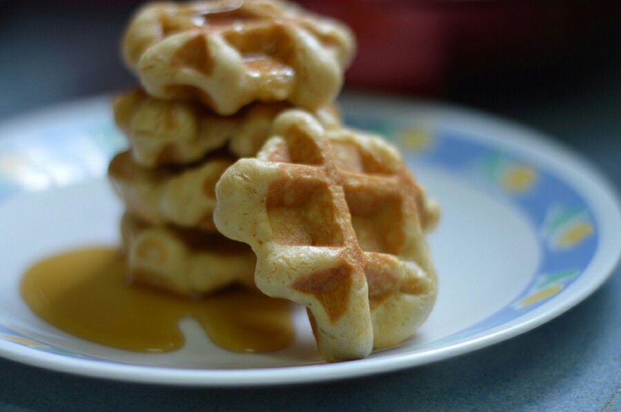 外脆内嫩的…华夫饼
