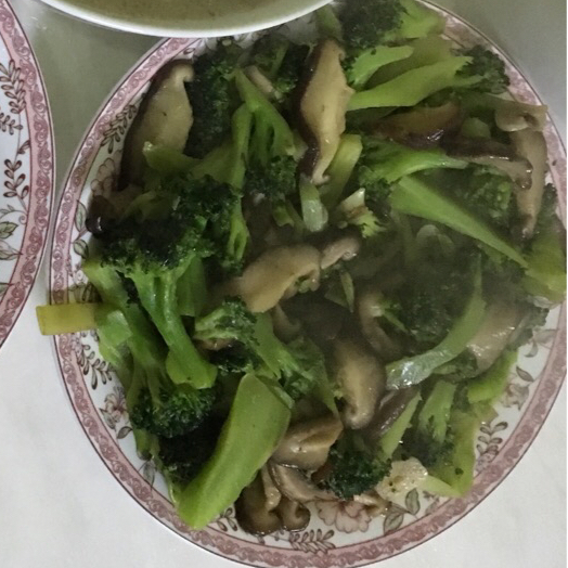 香菇炒西兰花