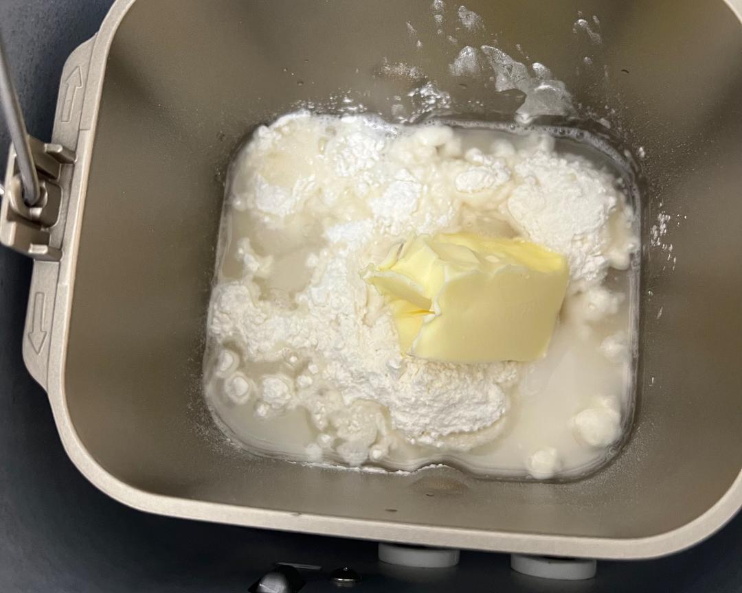 纯奶手撕吐司的做法 步骤1