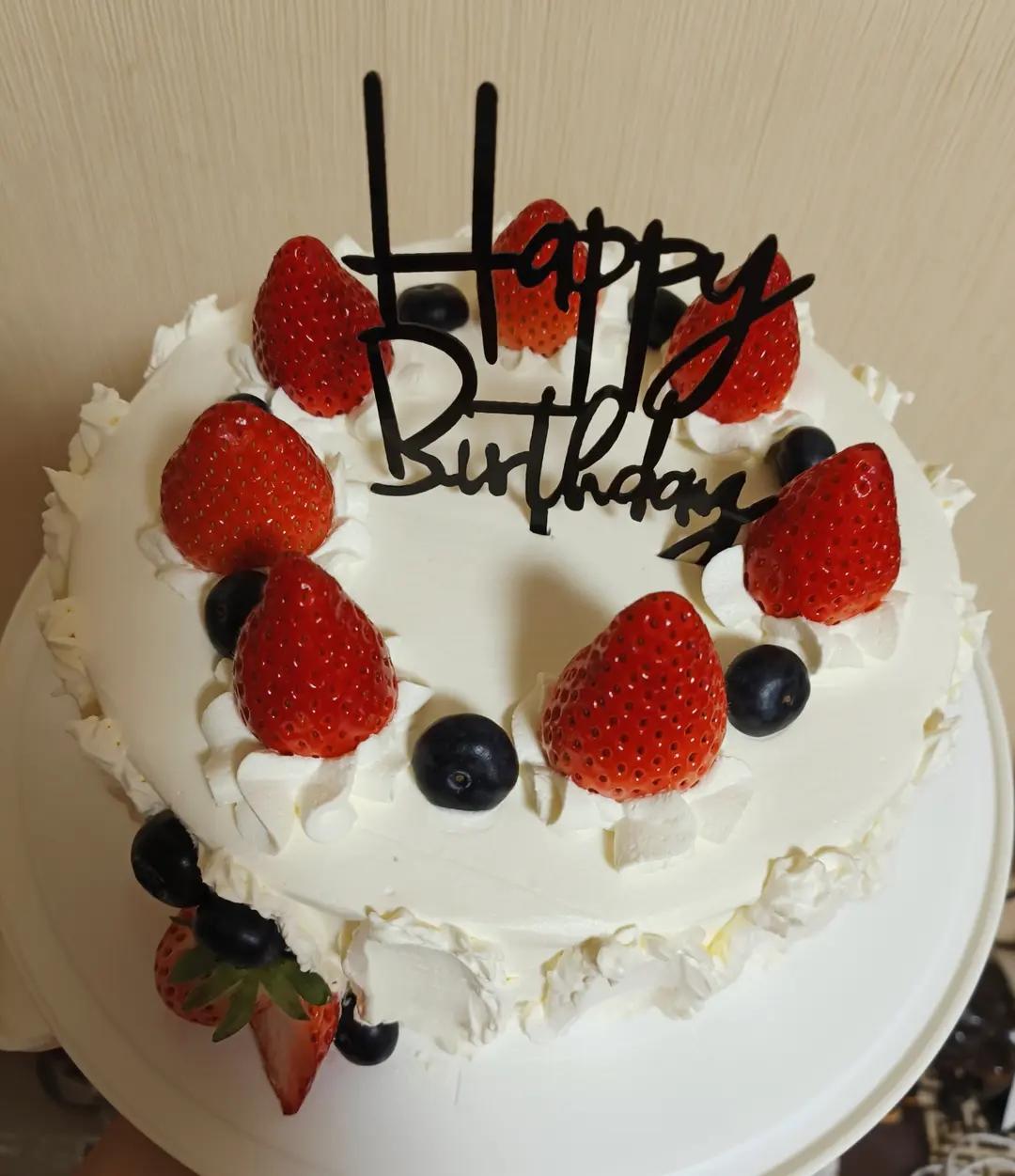 草莓生日奶油蛋糕（八寸）