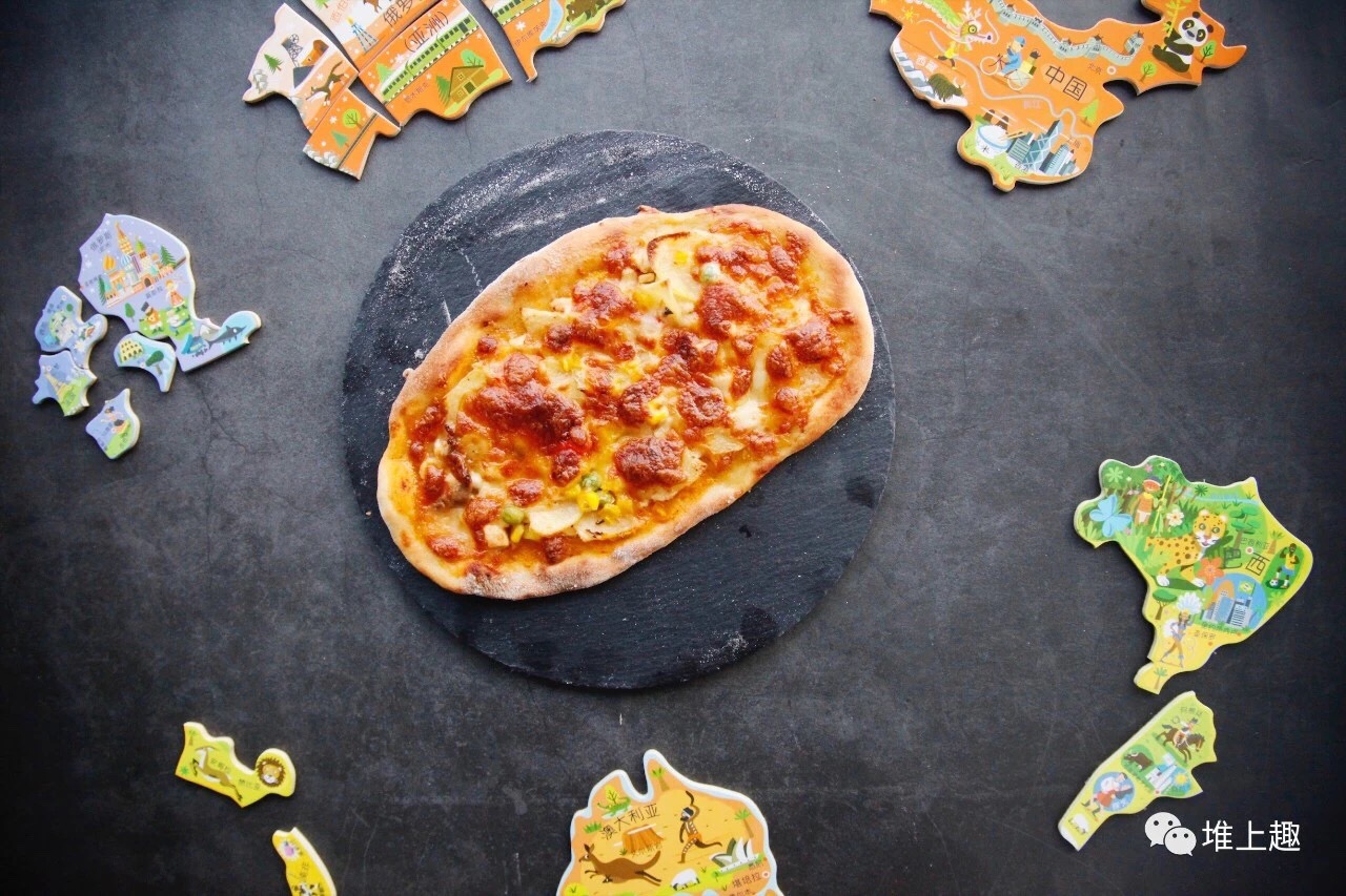 2岁半娃和你一起制作意大利足球男模队最爱的薄饼pizza的做法