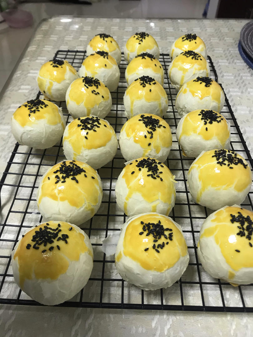 蛋黄酥（古早味）