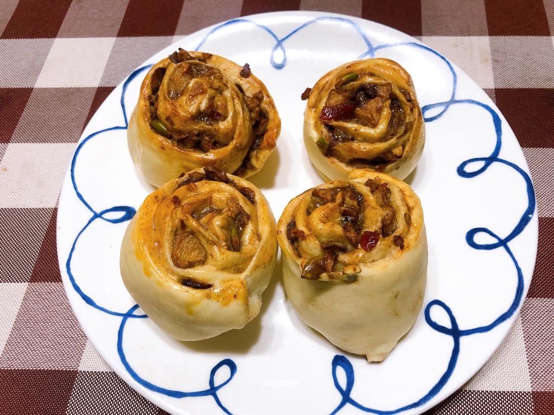 苹果肉桂卷