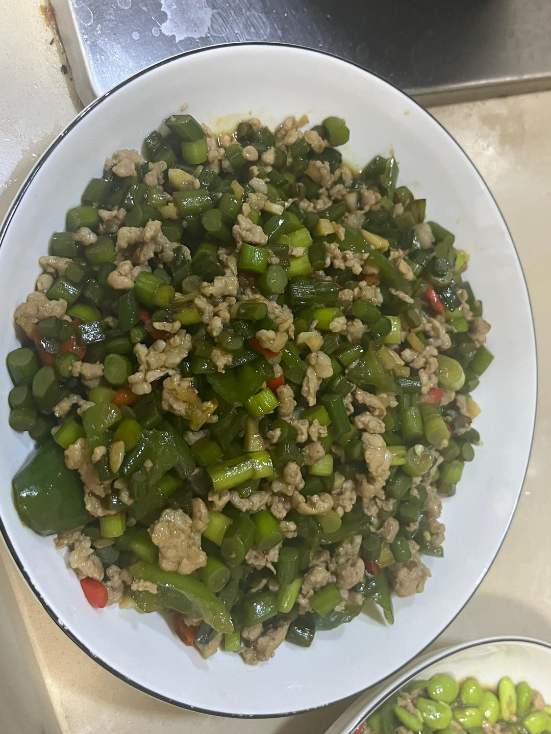 蒜苔炒肉末，三碗米饭都不够吃