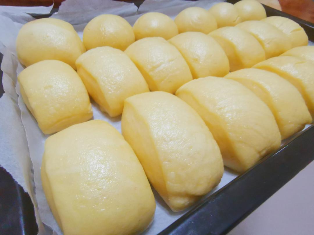 玉米面馒头