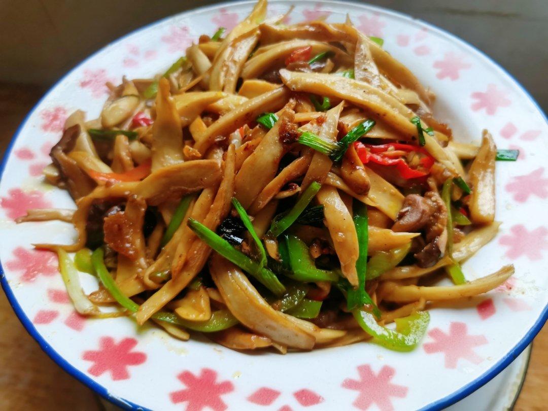 手撕杏鲍菇炒肉丝