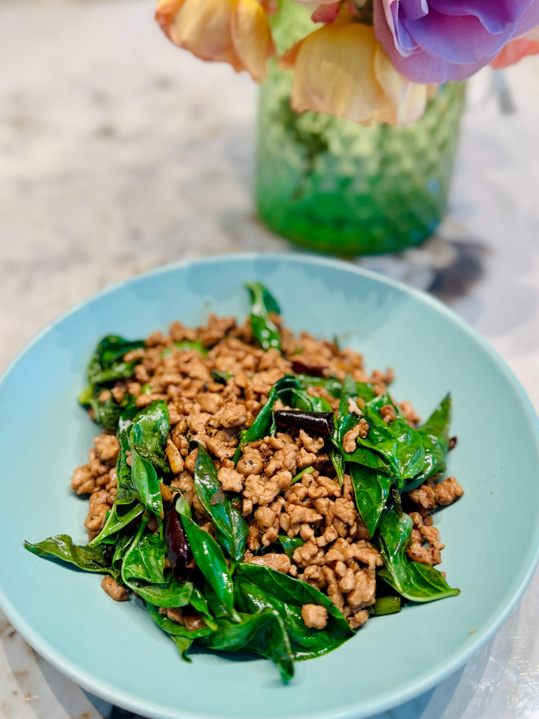 饭扫光—泰式金不换猪肉碎