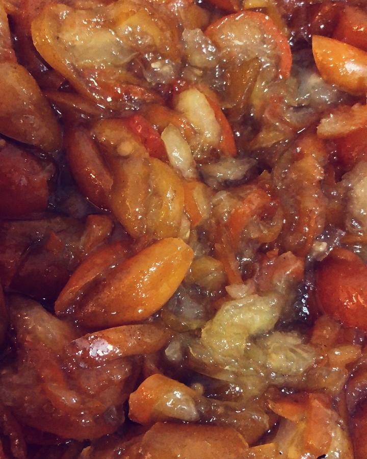 金桔酱润肺止咳化痰疗效好。金桔酱。