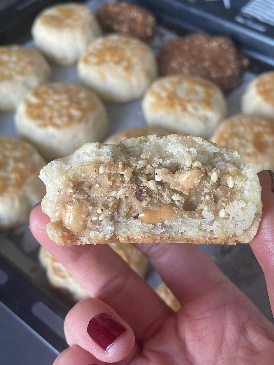 椒盐花生酥皮月饼