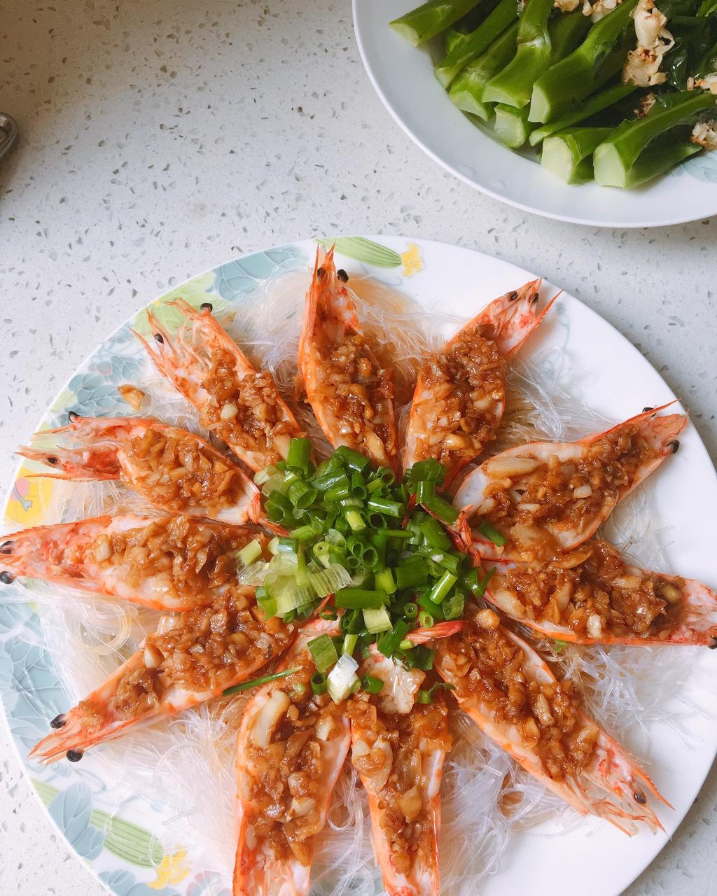 蒜蓉粉丝蒸虾