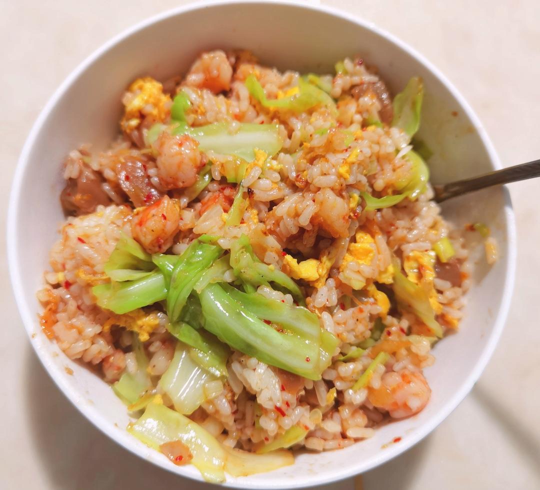 泡菜虾仁炒饭