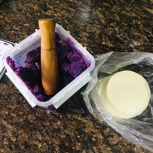 低卡 紫薯煎饼【饺子皮版】的做法 步骤1