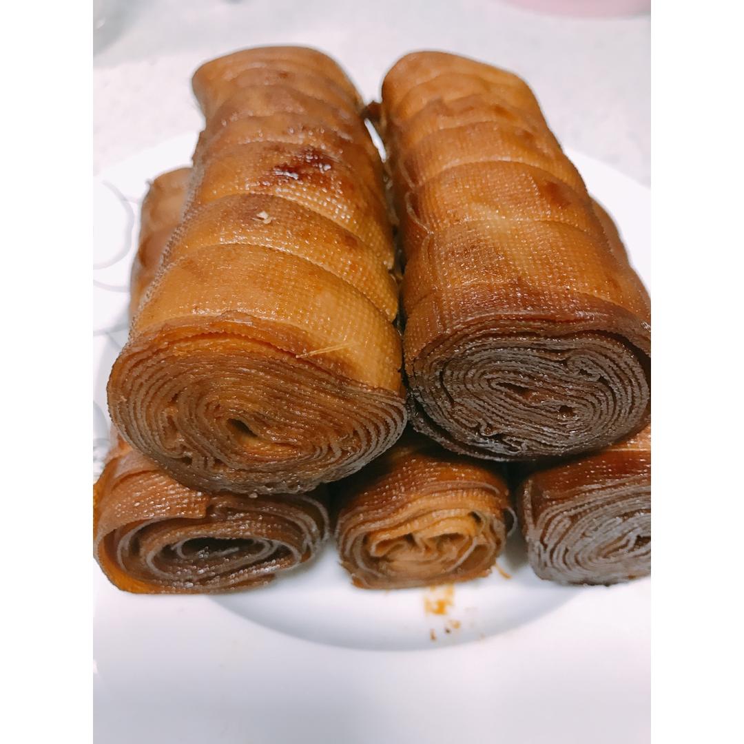 小宣宣的快乐生活做的堂妈教你做香辣豆皮卷