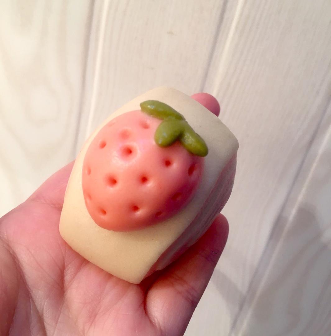 可爱到炸裂的草莓刀切馒头🍓