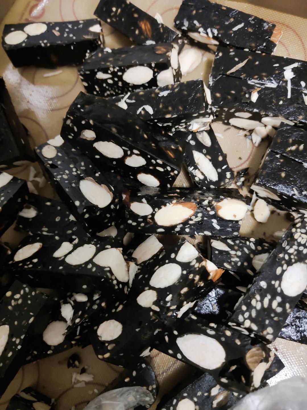 3000也不换的配方分享给你 黑芝麻牛乳糖 学会你记得交作业啊！