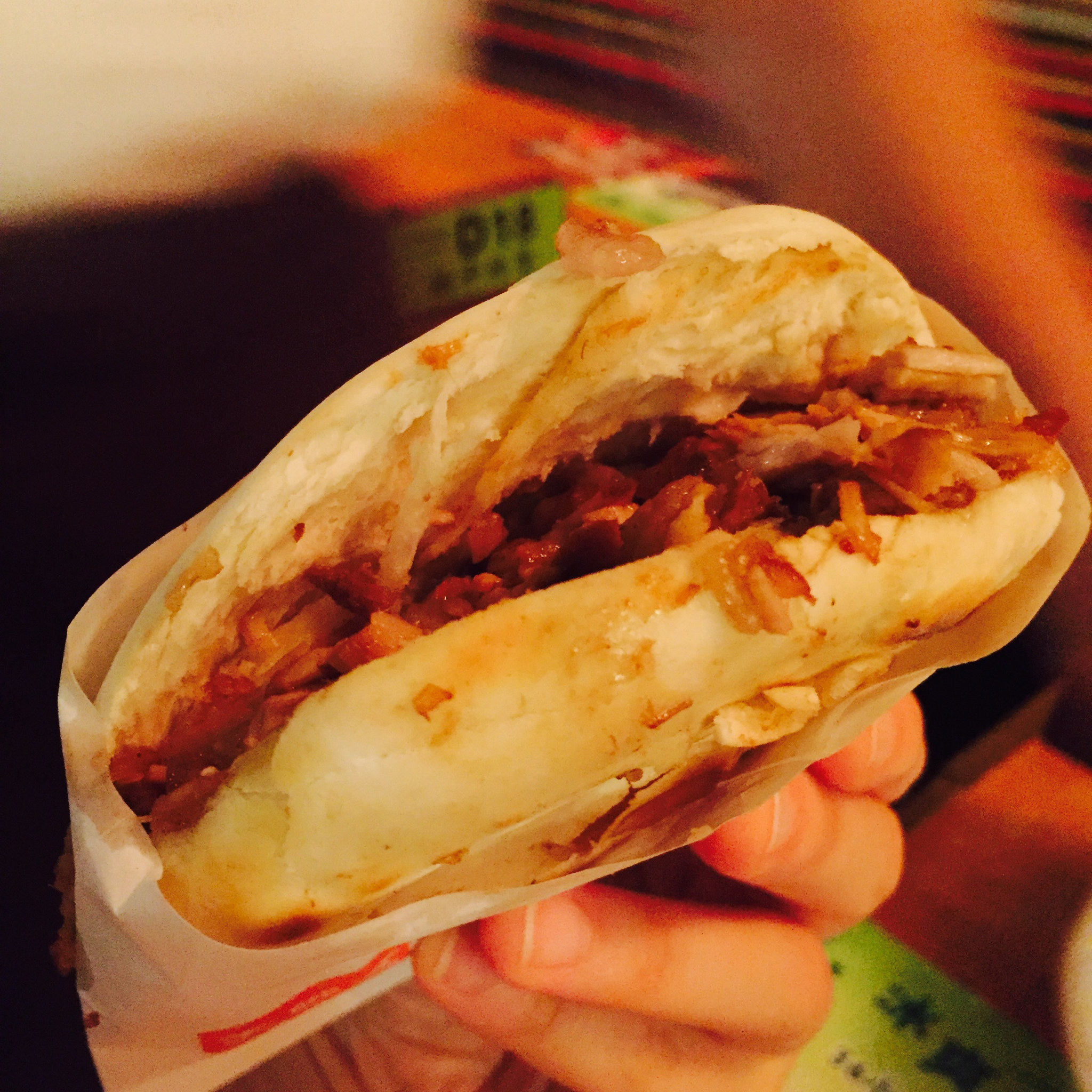 immomo做的肉夹馍