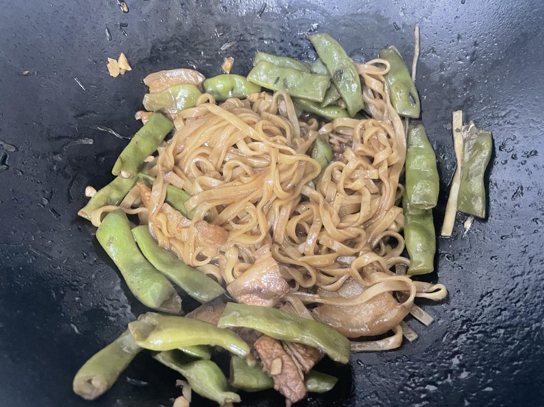 豆角焖面