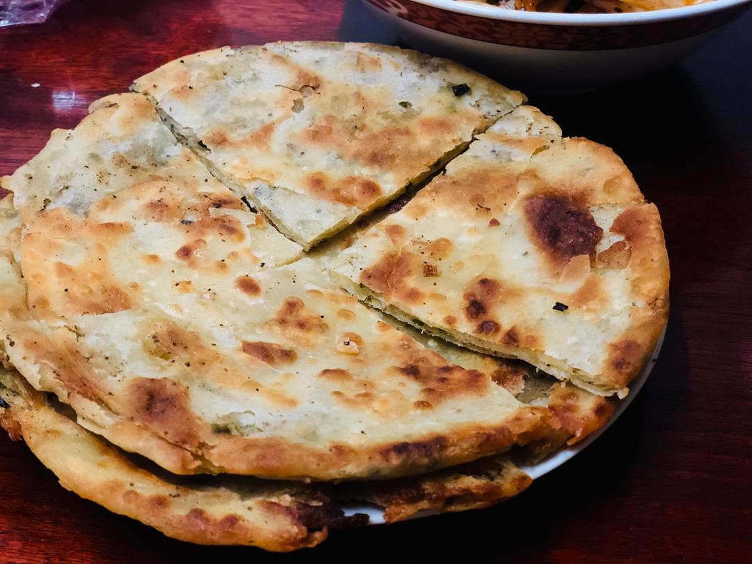 鸡蛋葱油饼                  （更新饼坯保存方法）