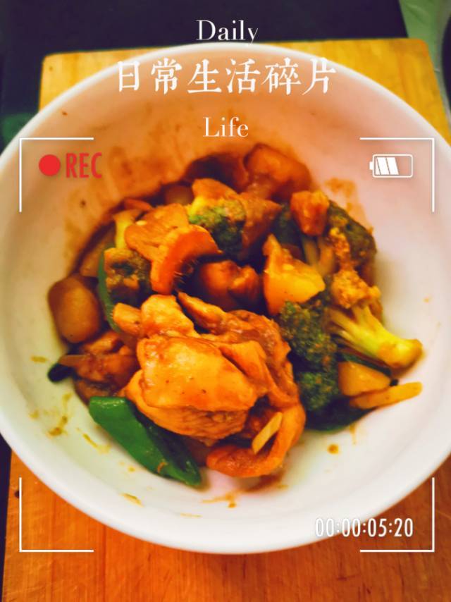 黄焖鸡腿炖土豆