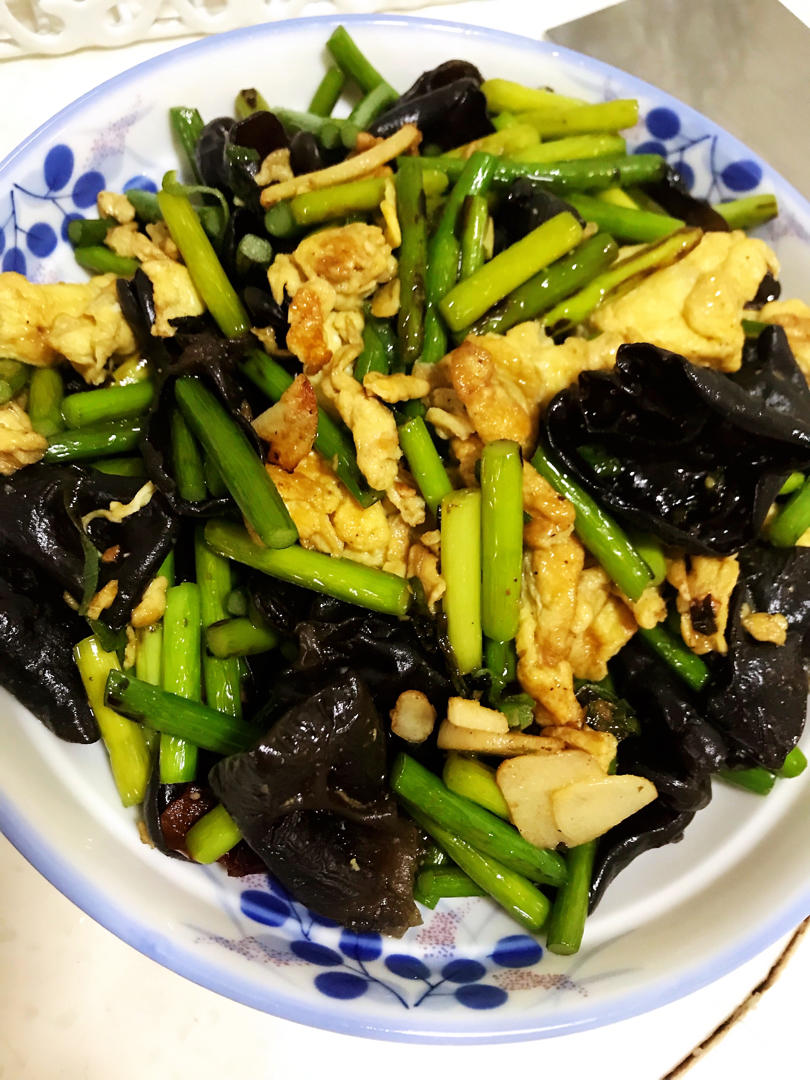 ［超下饭家常菜］蒜苔炒鸡蛋