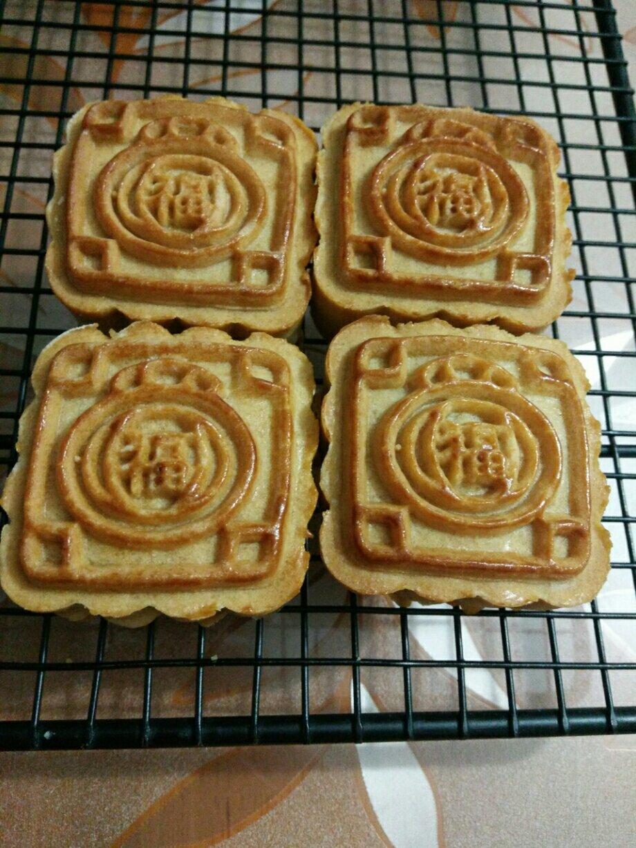广式月饼五仁.椰蓉蔓越莓
