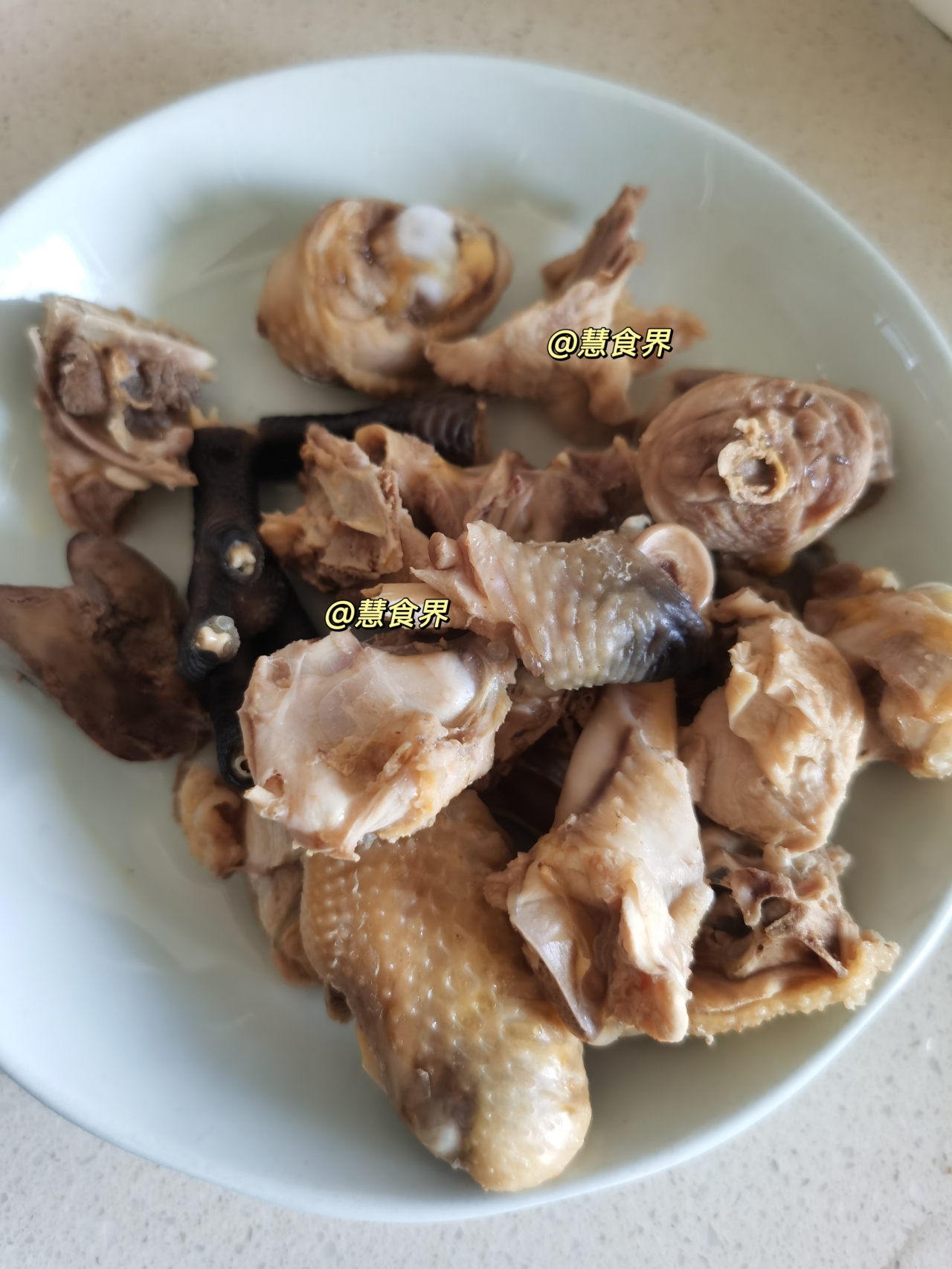香菇木耳烧鸡的做法 步骤6