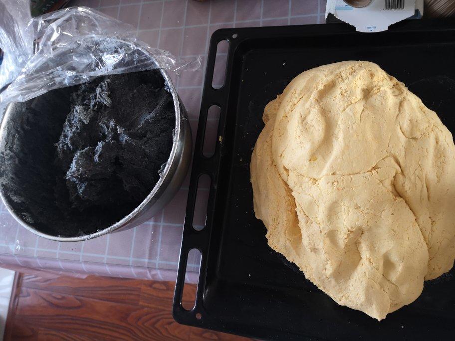 家传黑芝麻汤圆馅心
（黑洋酥）