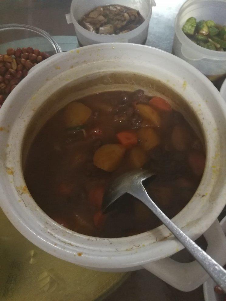 沙沙土豆胡萝卜炖牛肉