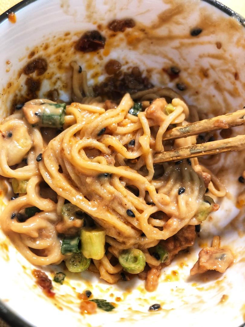 好吃到舔盘的拌面秘方，太销魂了！🍜