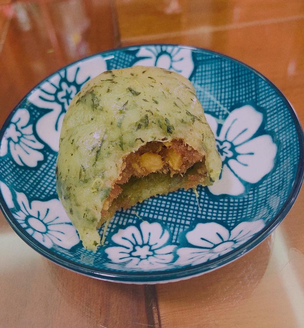 咸蛋黄肉松青团(菠菜）6个