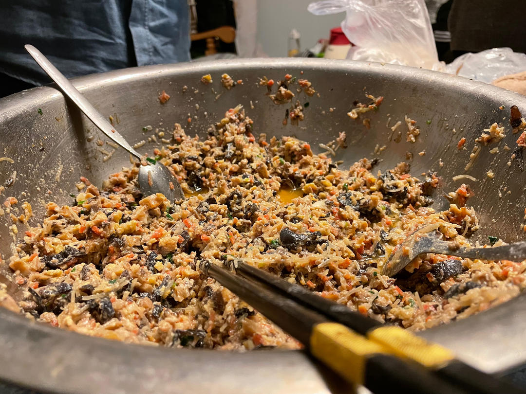 黑全麦豪华素馅蒸饺（包子）