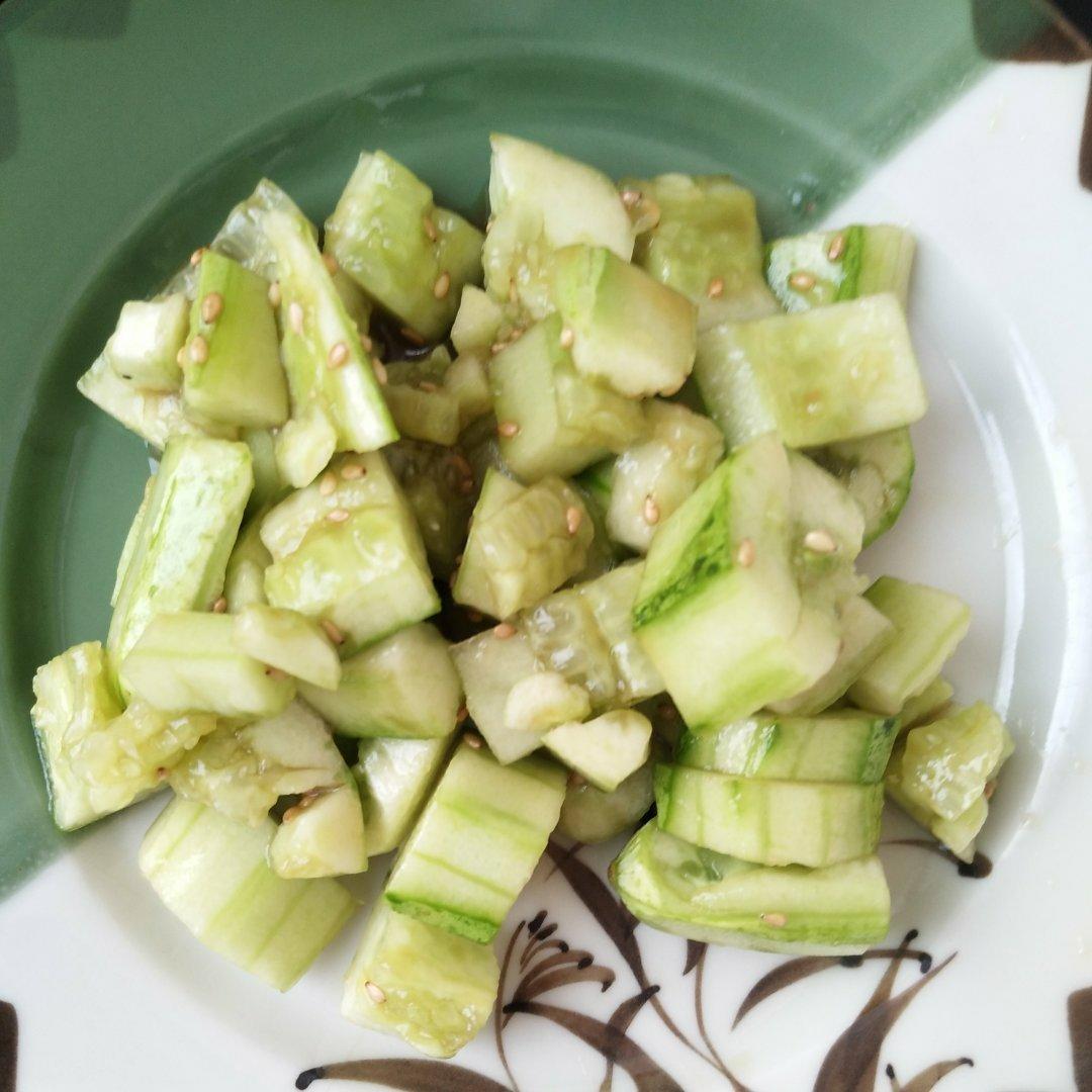 日式居酒屋拍黄瓜