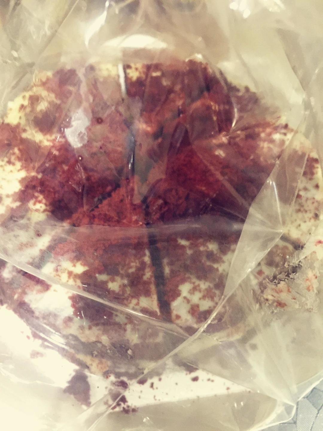 红丝绒白巧甘纳许