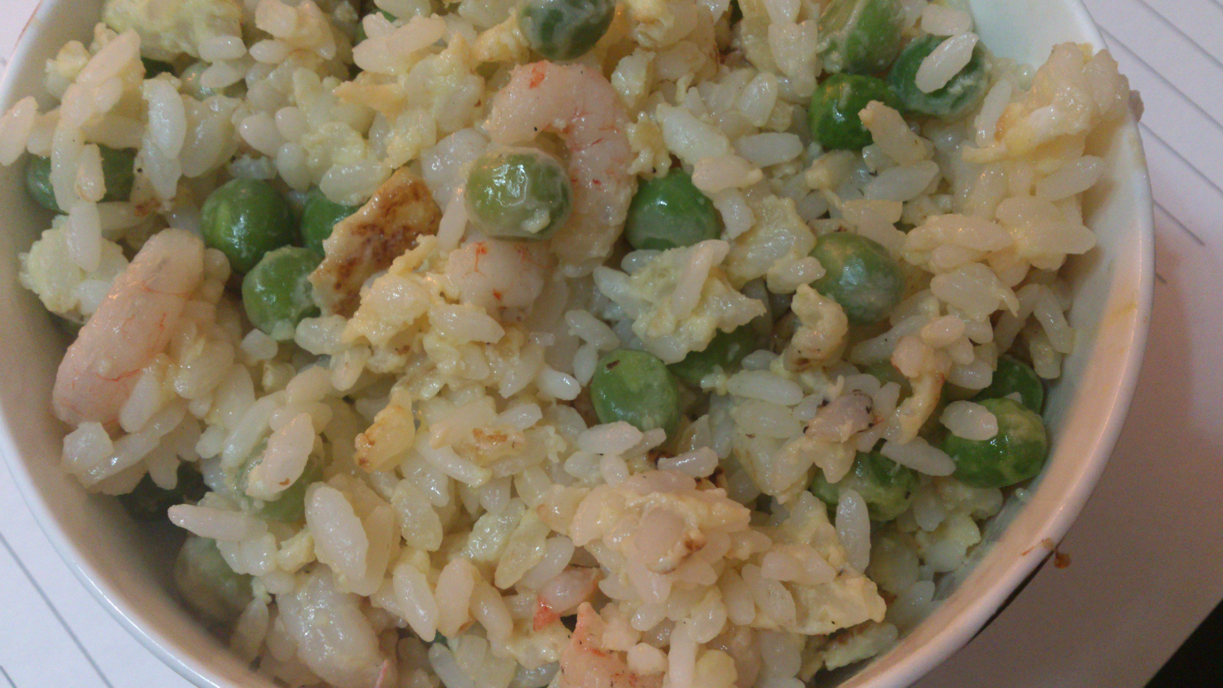 豌豆虾仁炒饭