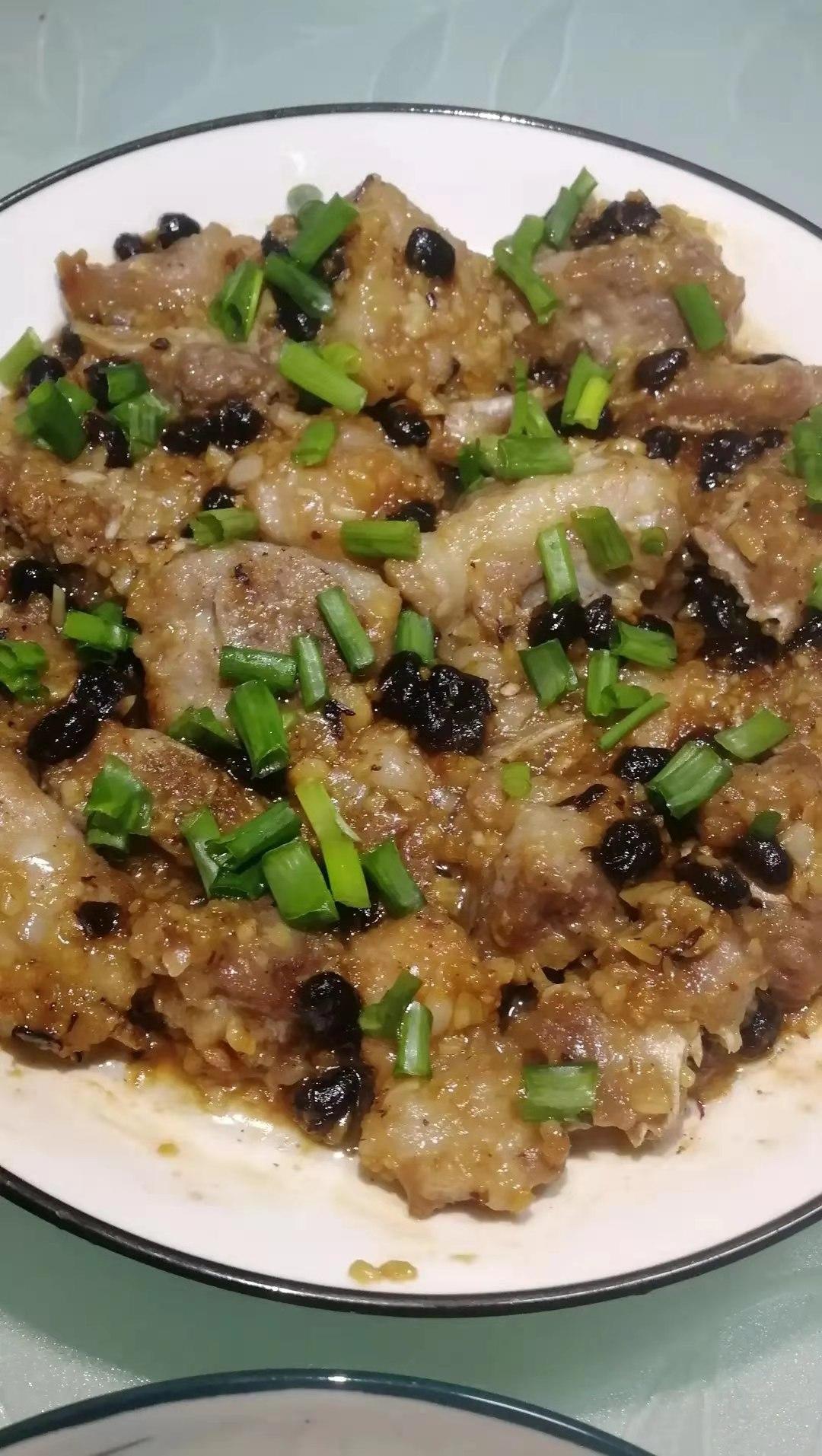 好吃过茶楼的，广式豉汁排骨，在家也能做出来