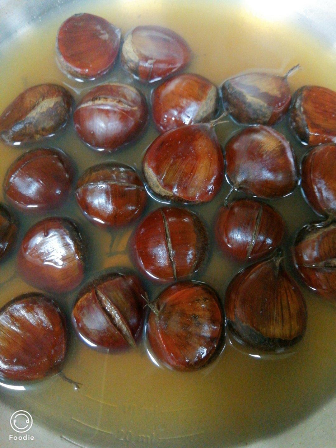 板栗这样做才好剥又好吃