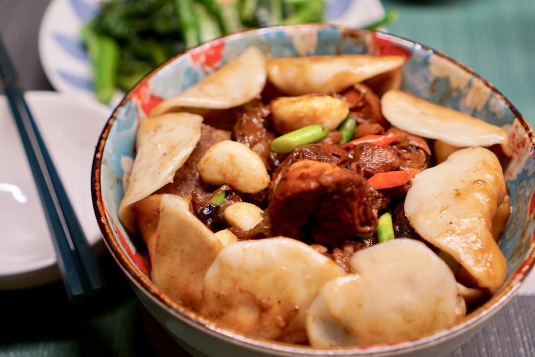地锅鸡+自制红油【曼食慢语】