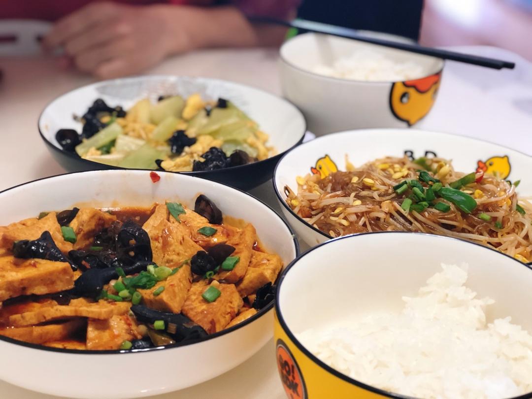 焖豆腐