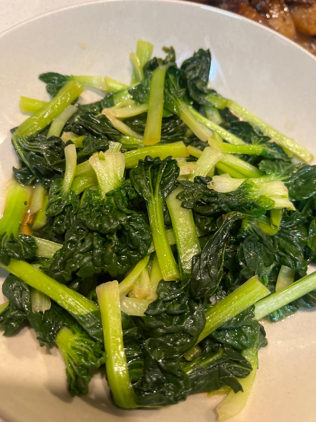 蚝油蒜香菊花菜