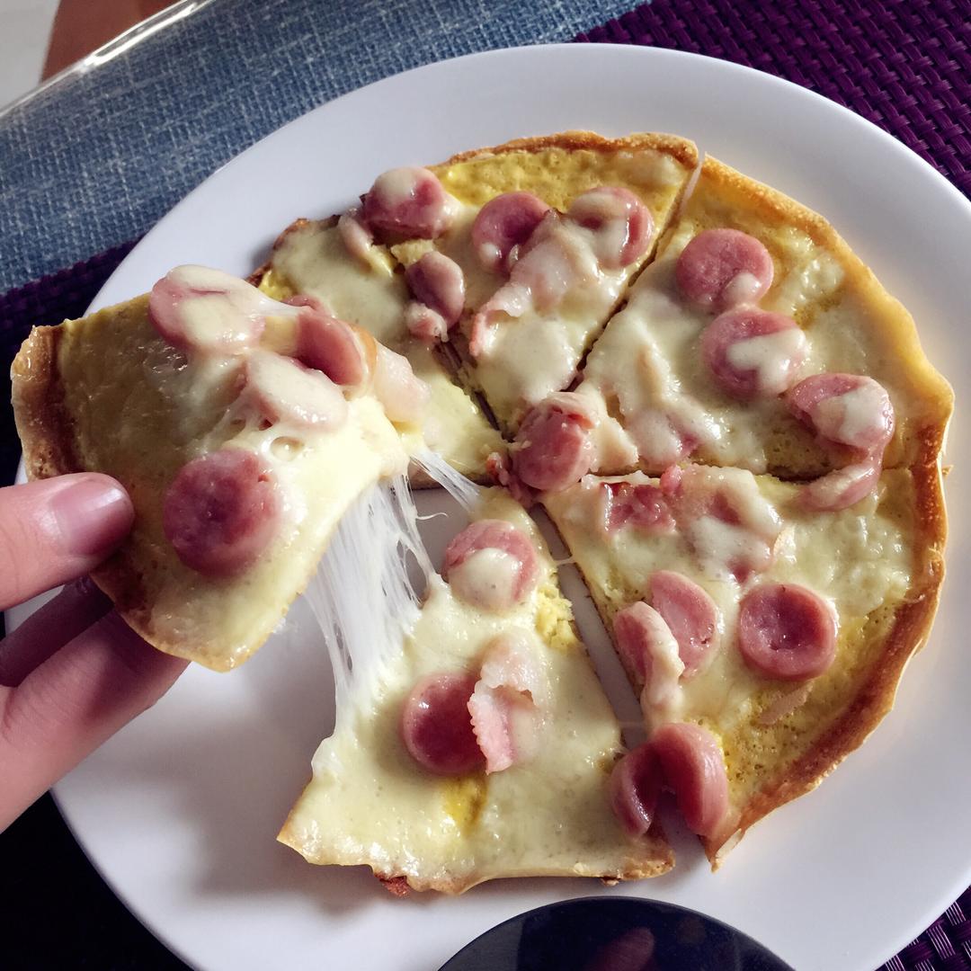 培根黑珍猪鸡蛋饼披萨的做法