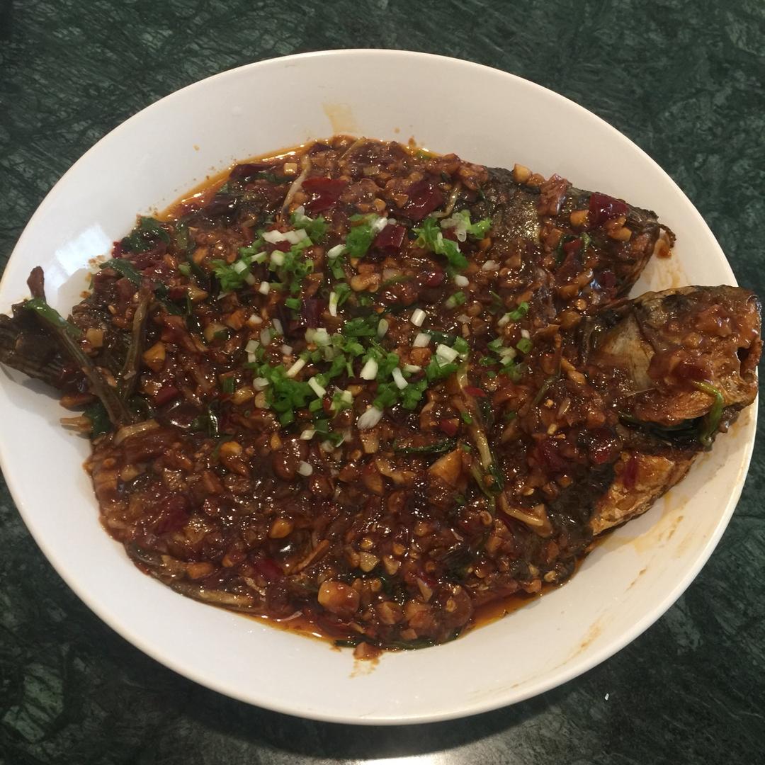 红烧鲫鱼